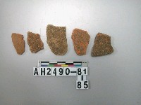 藏品(紅色夾砂陶片)的圖片